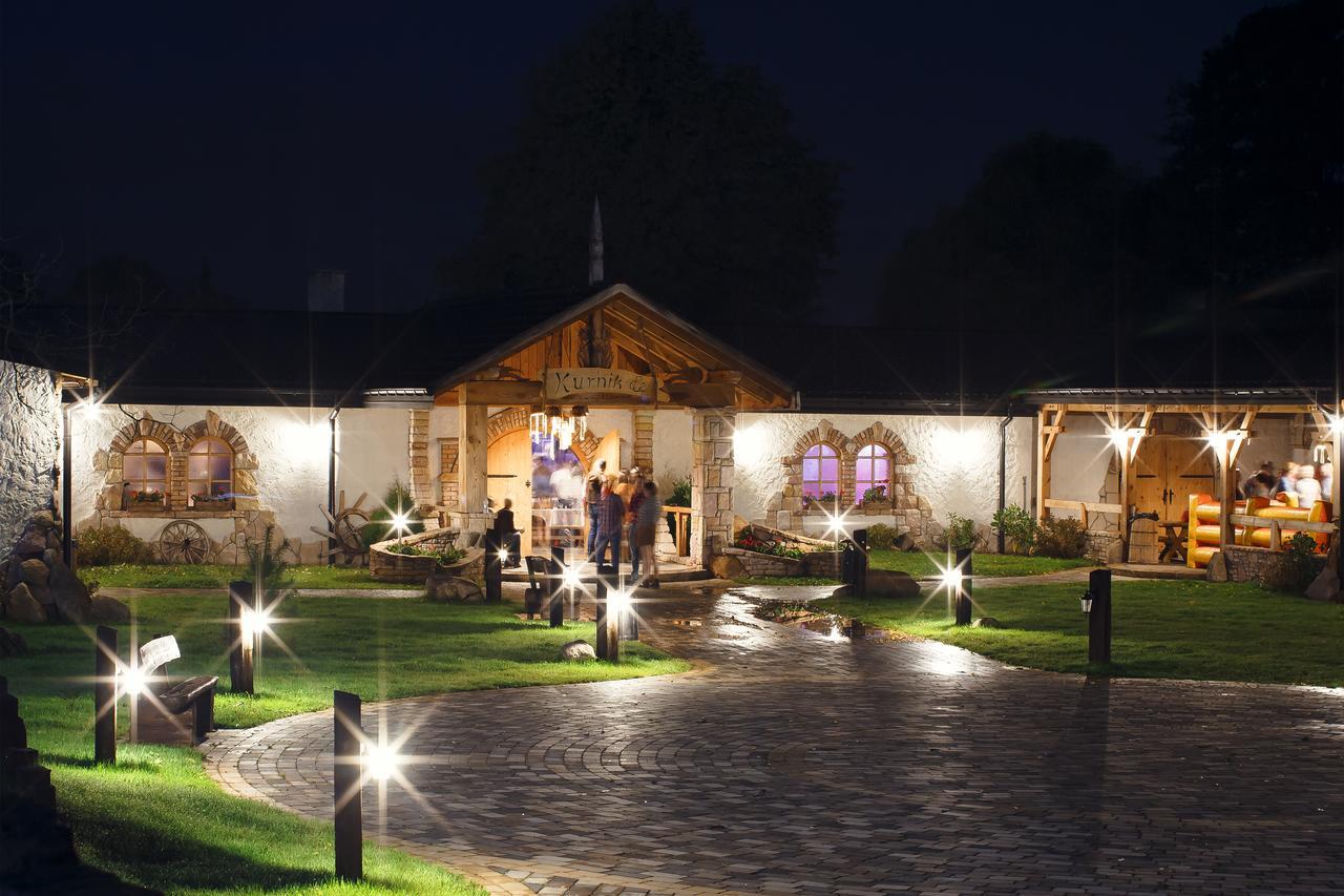 Hotel Czarny Staw à Aleksandrów Łódzki Extérieur photo